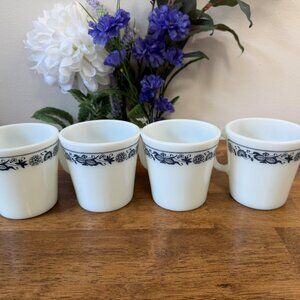 Vintage Corelle Old‎ Town Blue Mugs Set of 4 Fire King Style Milk Glass Floral